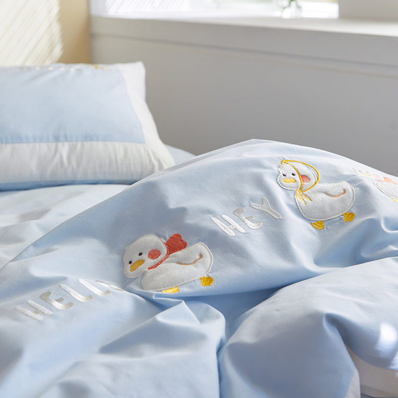 “Girl Heart” Pure Cotton Duvet Cover Set – Cute Duck Cartoon Bedding Collection
